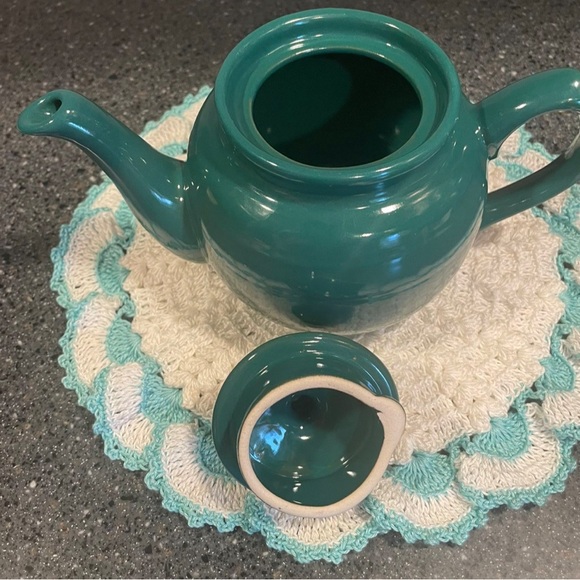 EUC Small Brown Betty Teapot in Green. - Picture 5 of 8
